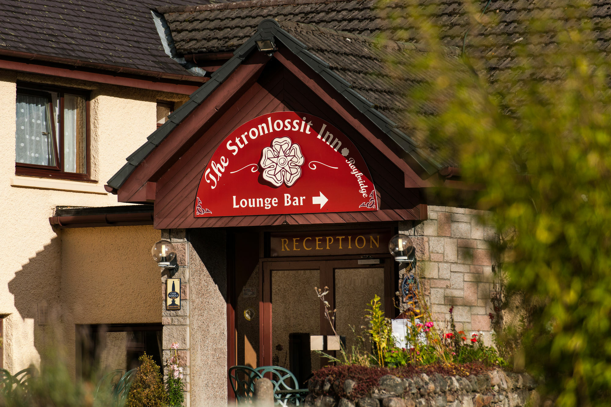 The Stronlossit Inn Fort William Exterior photo